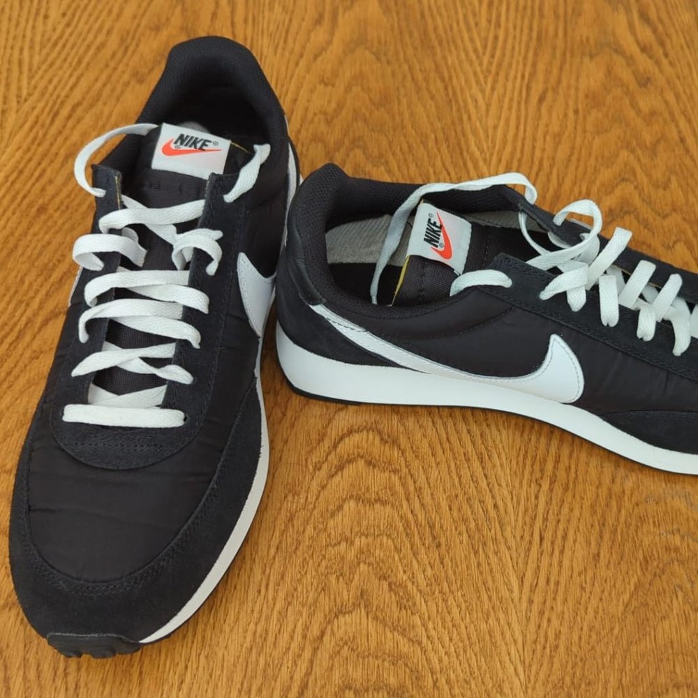 Brand New Never Worn Nike Waffle 2 Mens Trainer Black Size 12 NWOT